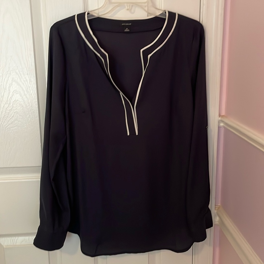 Navy top